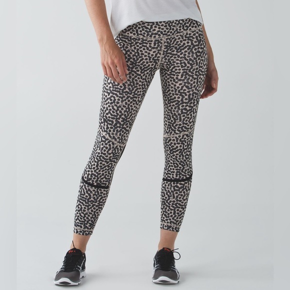 Lululemon Pedal to the Medal Tight - Picture 2 of 14